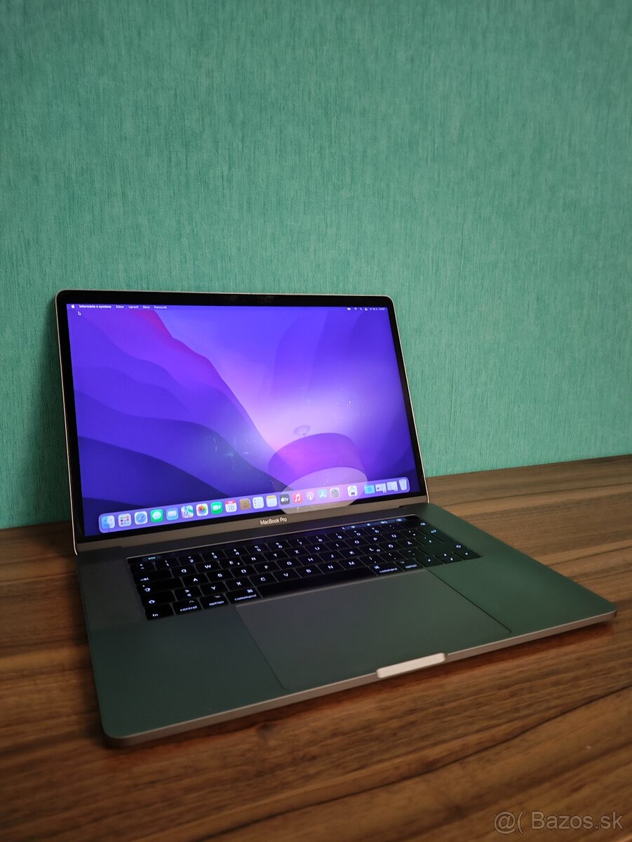 Apple MacBook Pro 15 A1707 – i7 / 16GB / 512GB