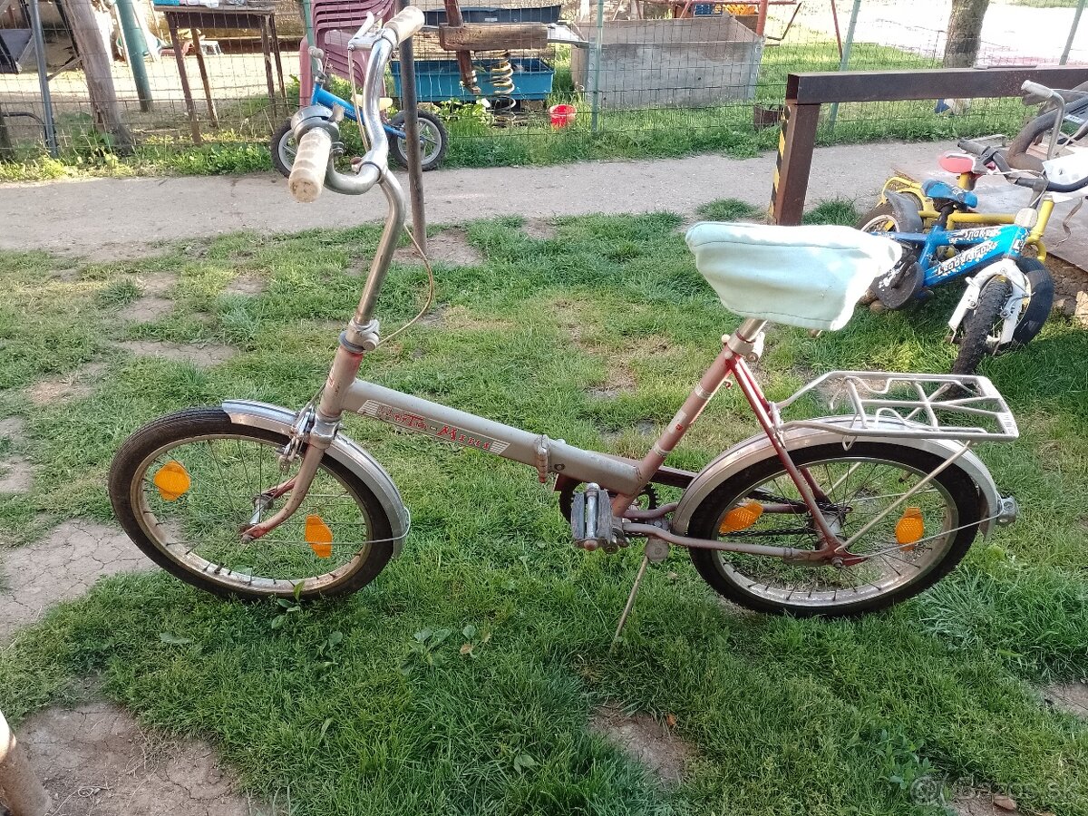 Retro skladaci bicykel