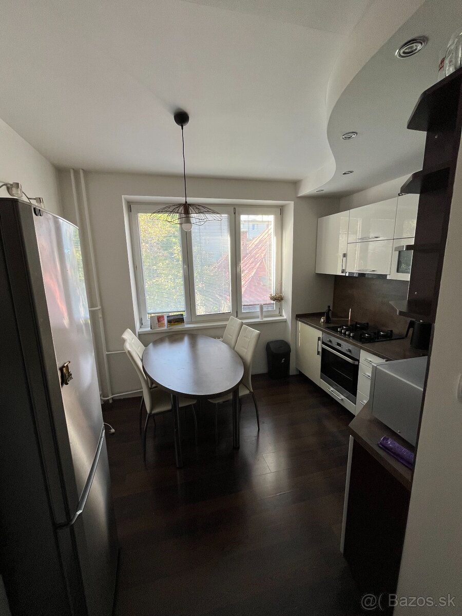 NA PRENÁJOM, 2-izbový byt, dva balkóny, 57m², Košice-Sever