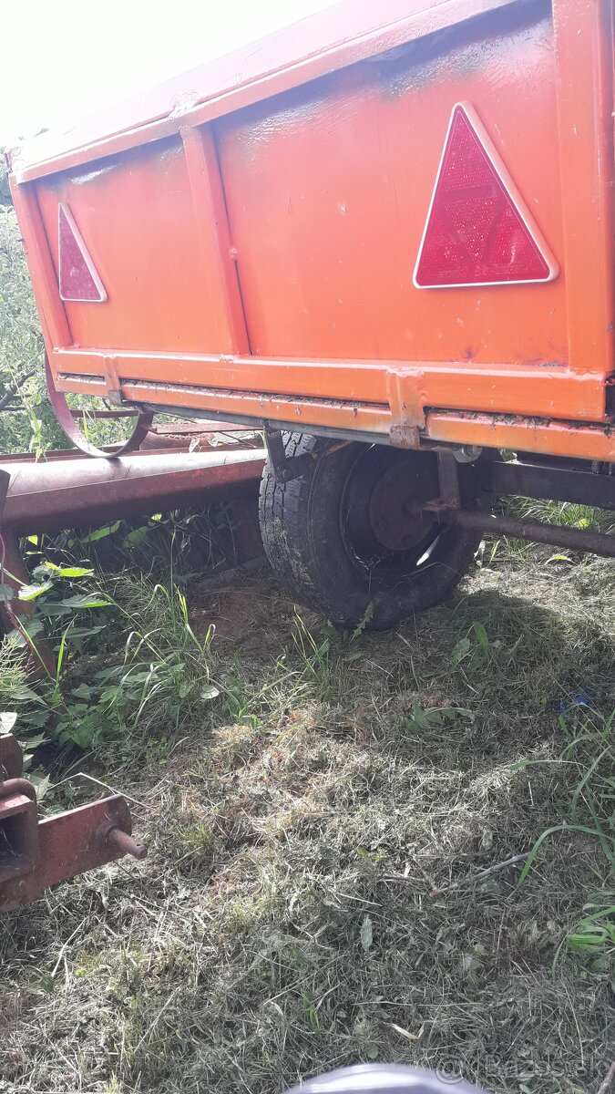 Hyd.sklapacia vlečka za maotraktor