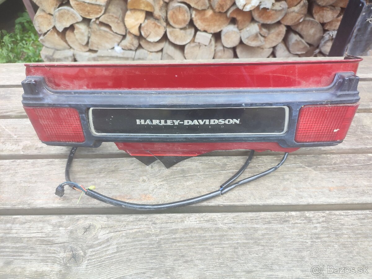 HARLEY DAVIDSON ZADNÝ KUFOR SVETELO