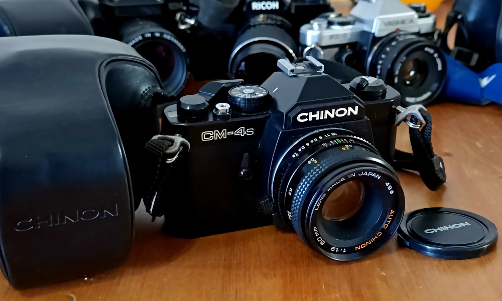 CHINON CM-4s (Auto Chinon 1,9/50mm Japan ) - 1981