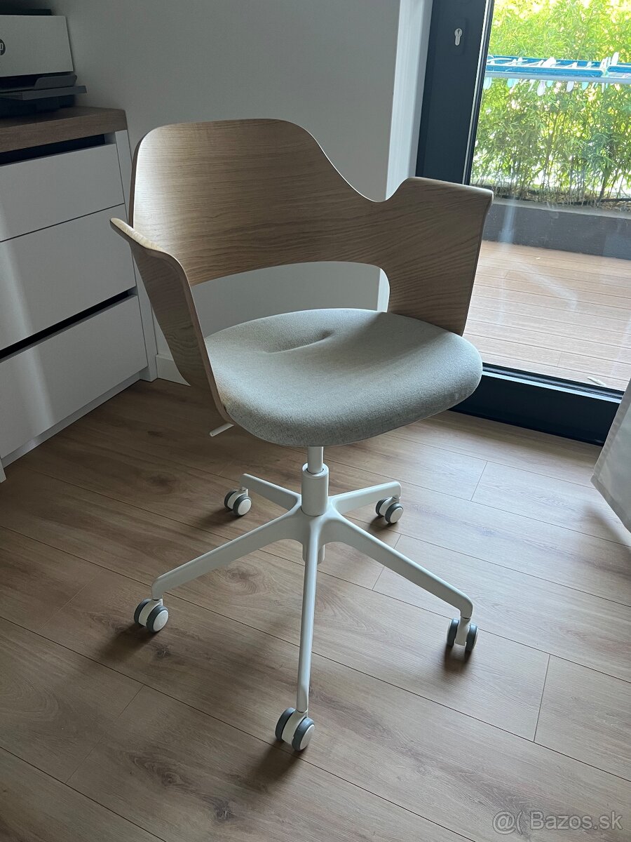IKEA kancelarska stolicka