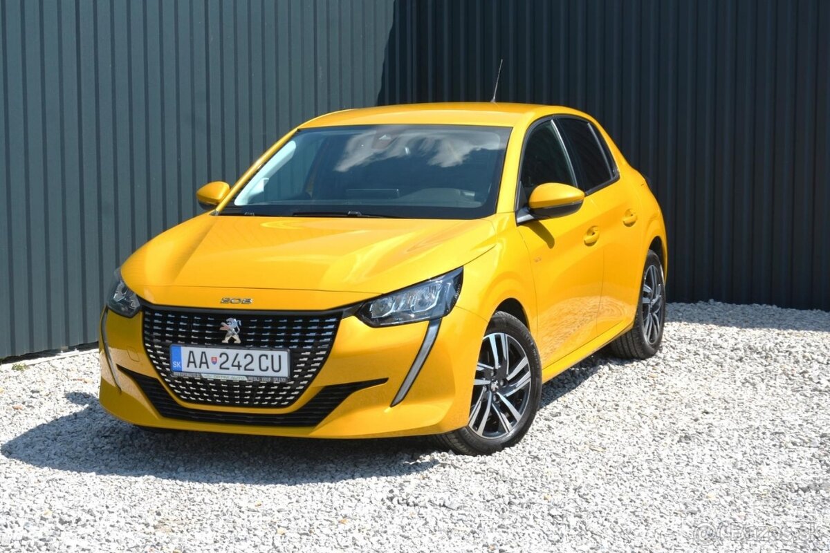 Peugeot 208 1.2 Allure, PureTech, SR voz, 1. maj. TOP Stav