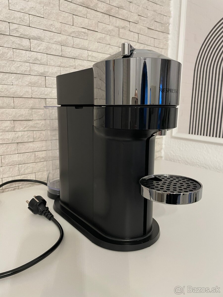 NESPRESSO- Vertuo Next Deluxe Dark Chrome