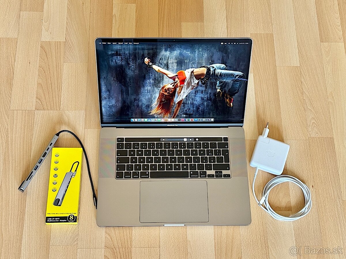 MacBook Pro 16" i9-2.4GHz/64GB/1TB, NOVÁ BATERKA, TOP STAV