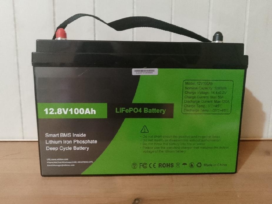 Litiová natéria 12V 100Ah
