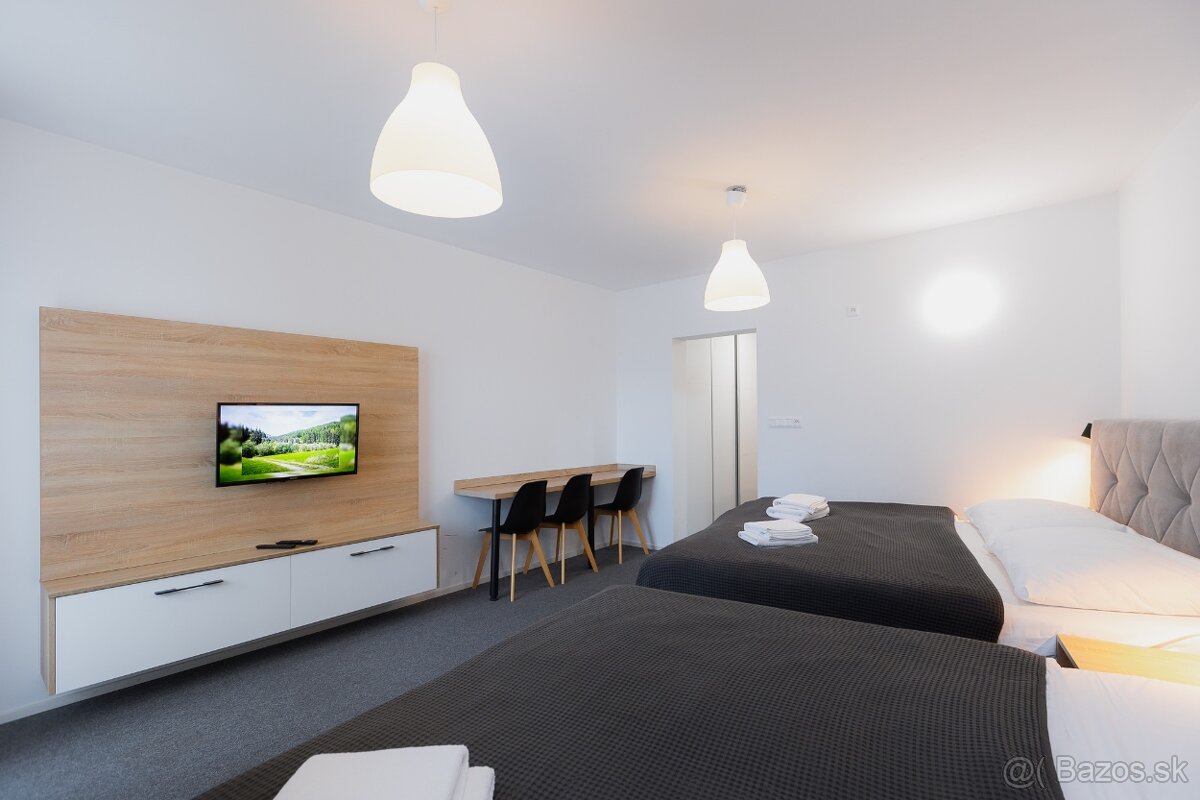 Štýlový apartmán s balkónom v Bešeňovej