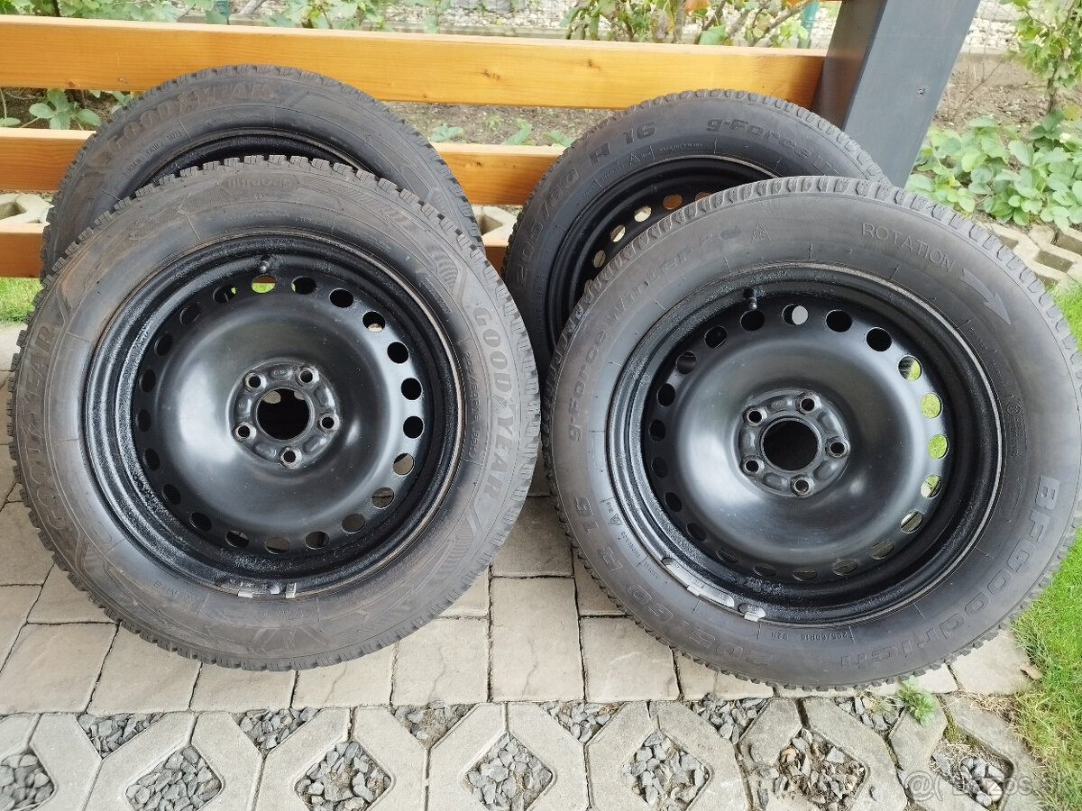 Predám plechové disky R16 so zimnými pneumatikami