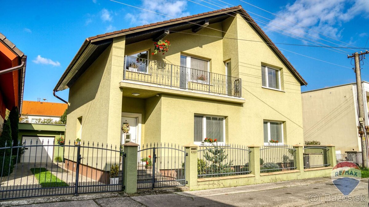 REZERVOVANÉ: Rodinný dom s garážou a krásnym pozemkom Banka 