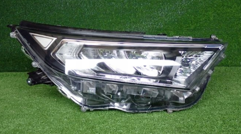 toyota rav4 svetlo led 2018+