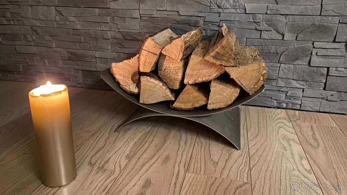 Designový stojan na drevo nerezový