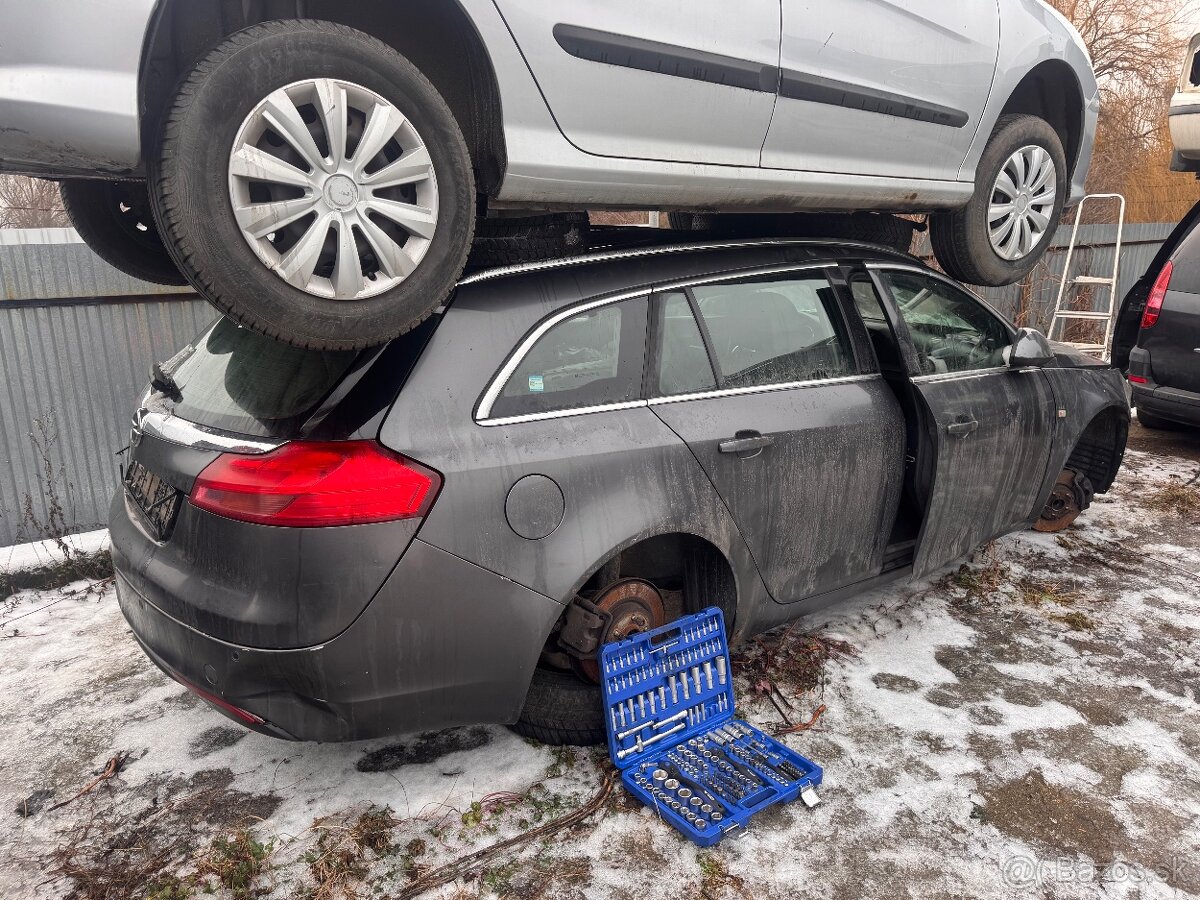 OPEL INSIGNIA na náhradné diely ND