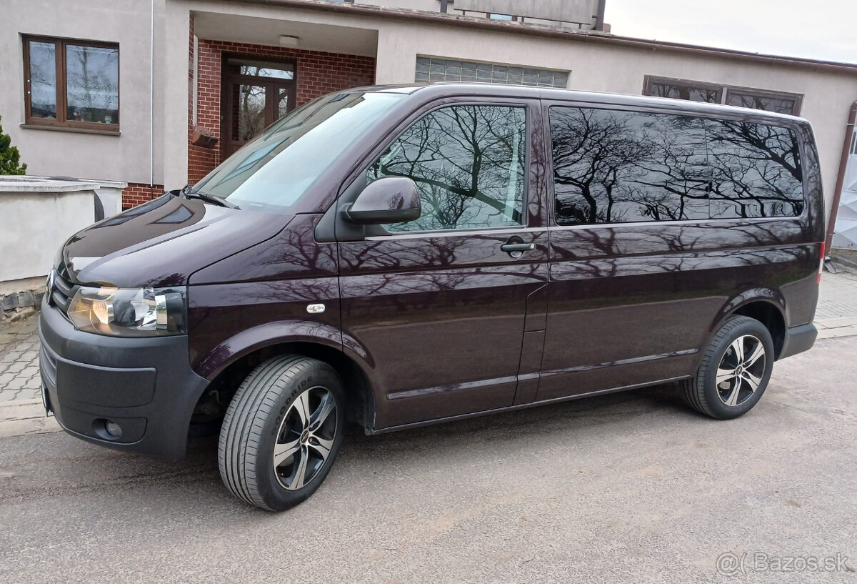 VW CARAVELLE T5.1,AC,WEBASTO,8míst,161tkm,TZ,1.maj,TOP