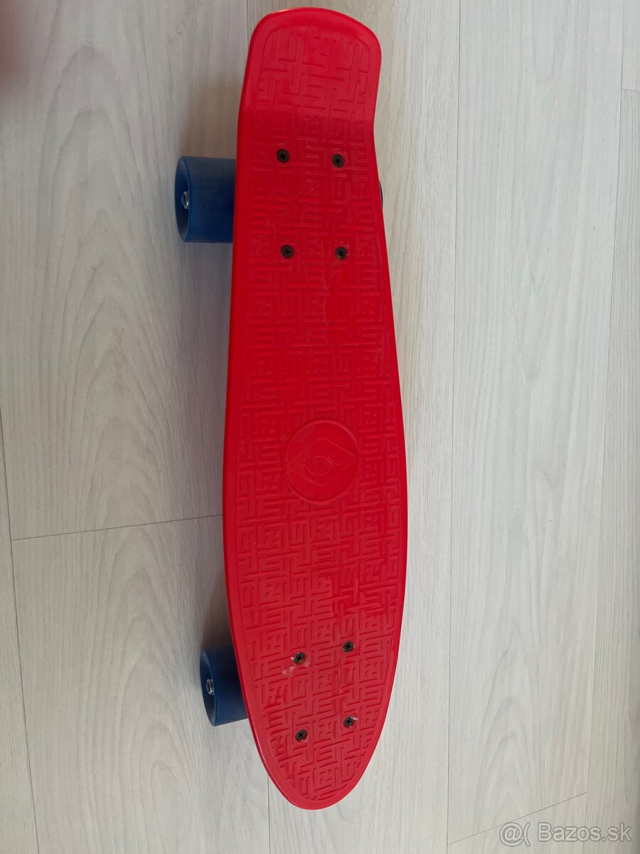 Predám malý detský skateboard