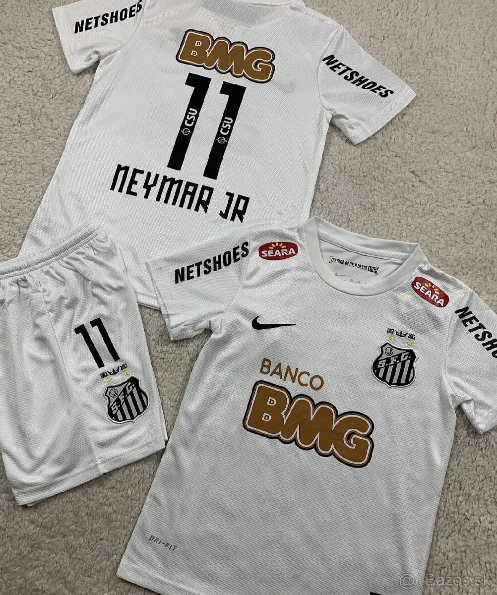 futbalové tričká a obleky neymar