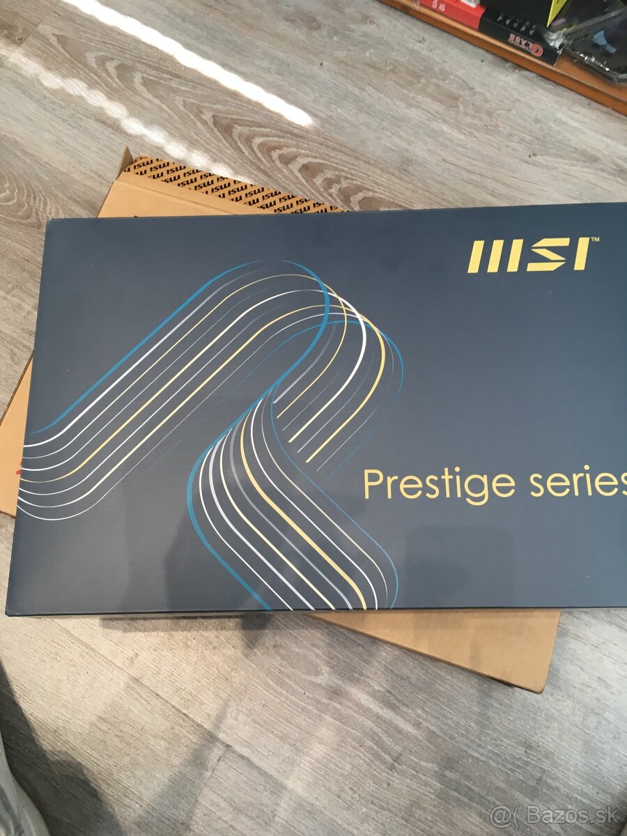 Notebook MSI Prestige 16 Al+Evo B2VMG