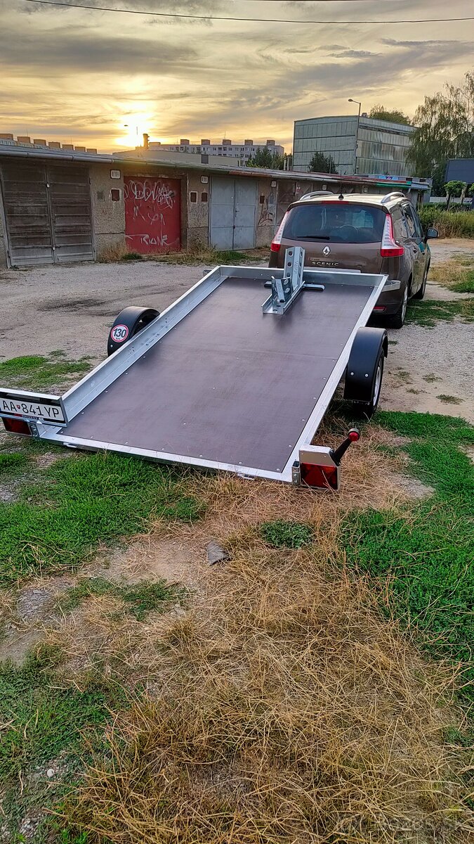 Prívesný vozík na prevoz moto (REZERVOVANÉ)