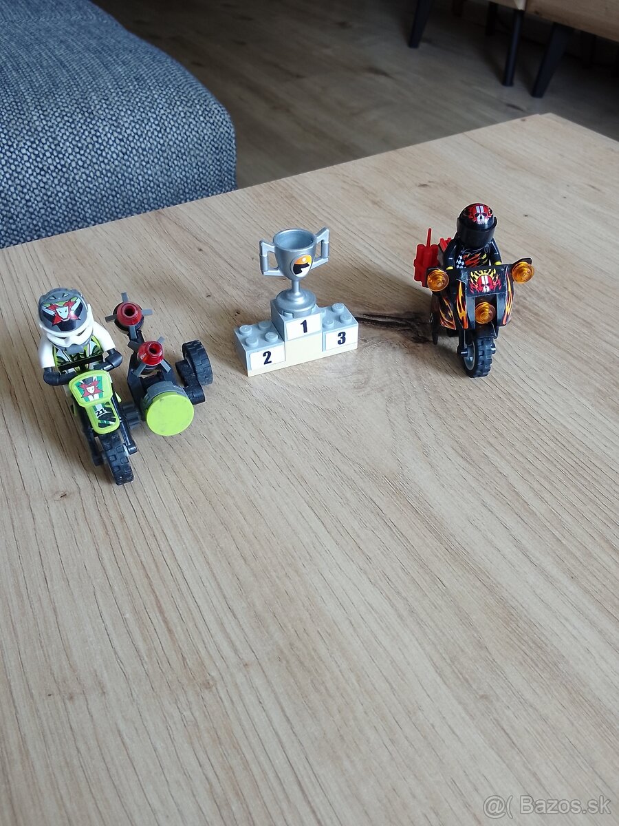 LEGO World racers: Snake canyon 8896