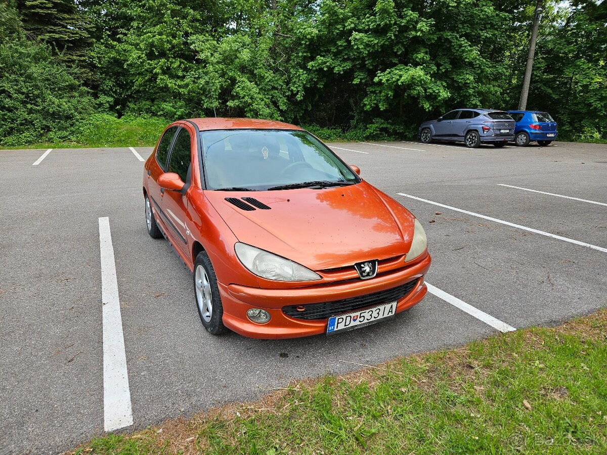 Peugeot 206 2001 benzín1,1l
