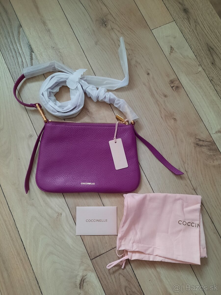 Coccinelle krasna mini crossbody