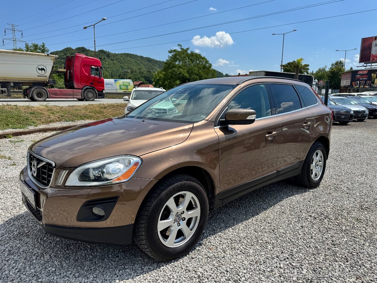 XC60 2.4D AWD Momentum Geartronic