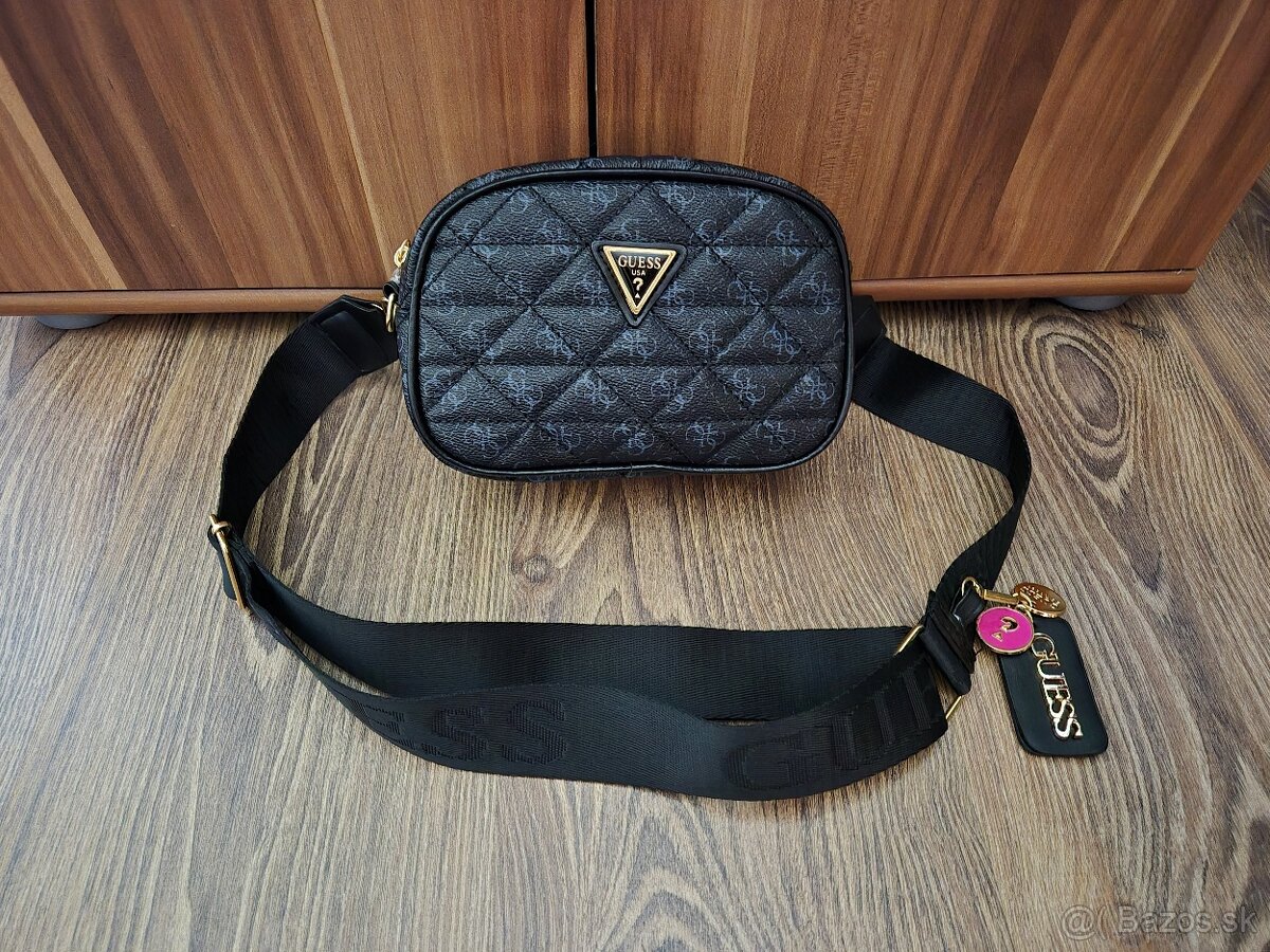 kabelka Guess crossbody.