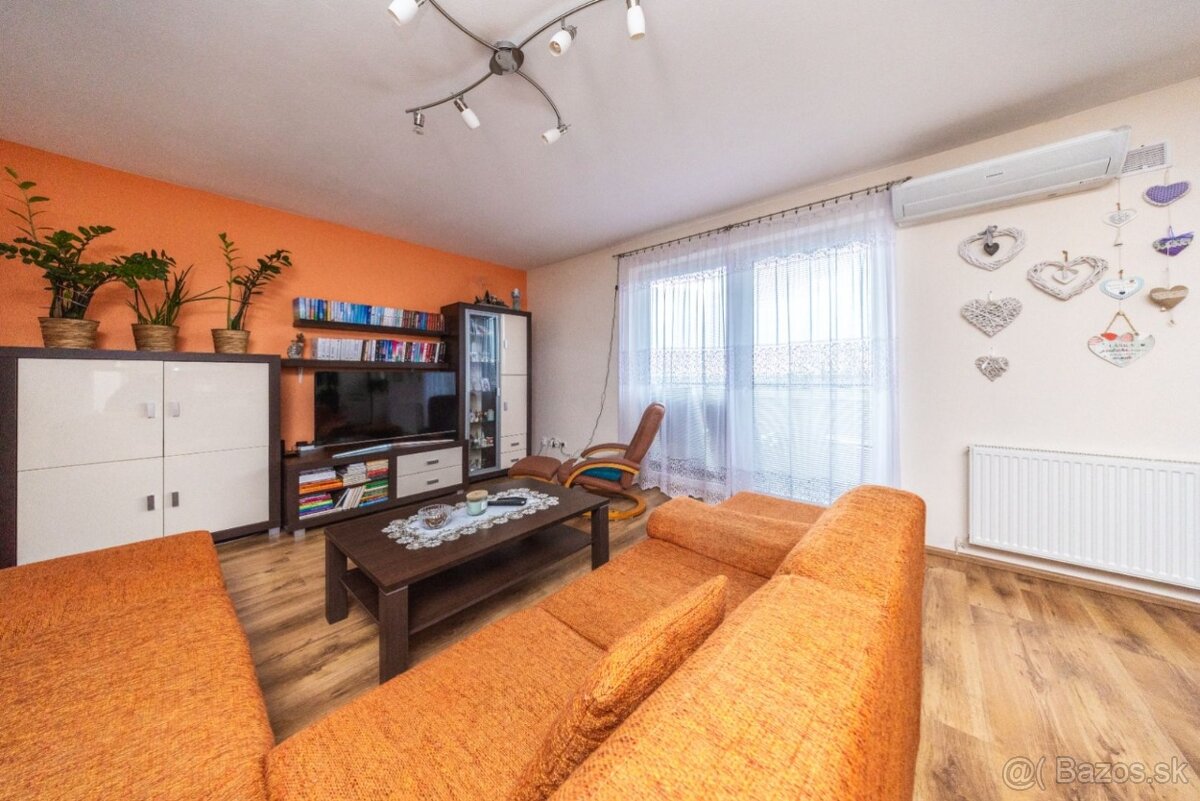 Na predaj 3 izbový byt Senec - Pezinská ulica