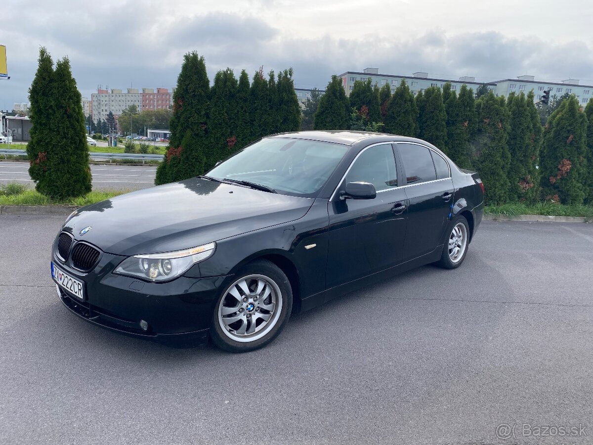 BMW E60 523i