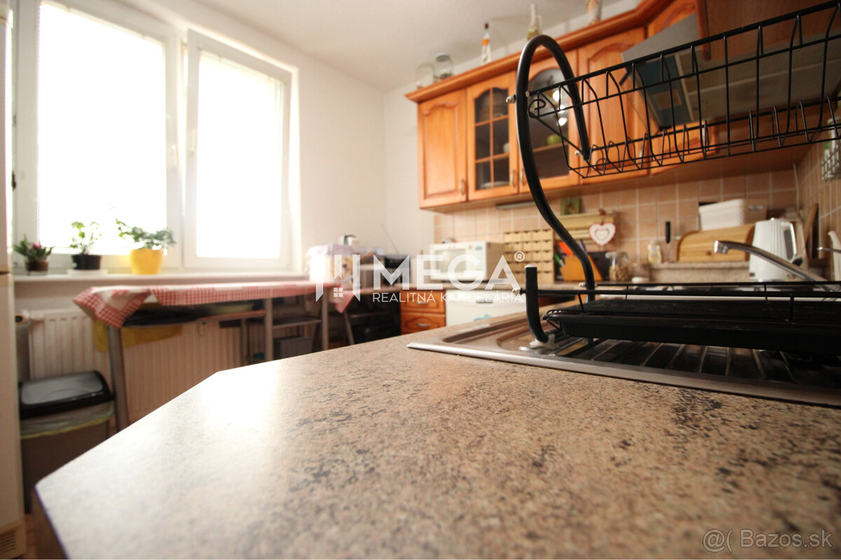 NA PREDAJ 3-izb. byt s loggiou – Sídl. pod Sokolejom, HUMENN