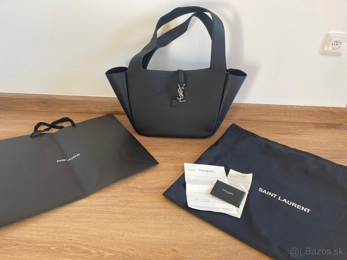 Nová Yves Saint Laurent kabelka