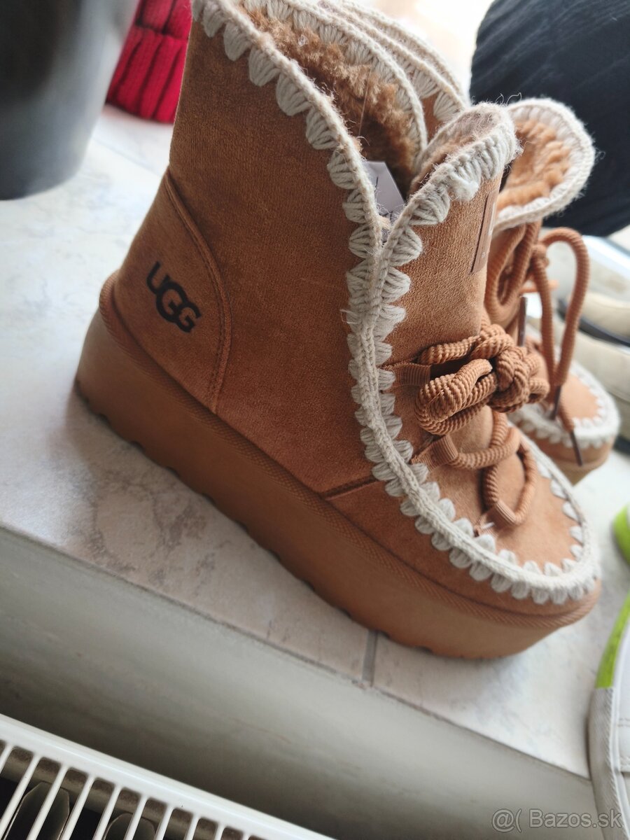 Topánky UGG