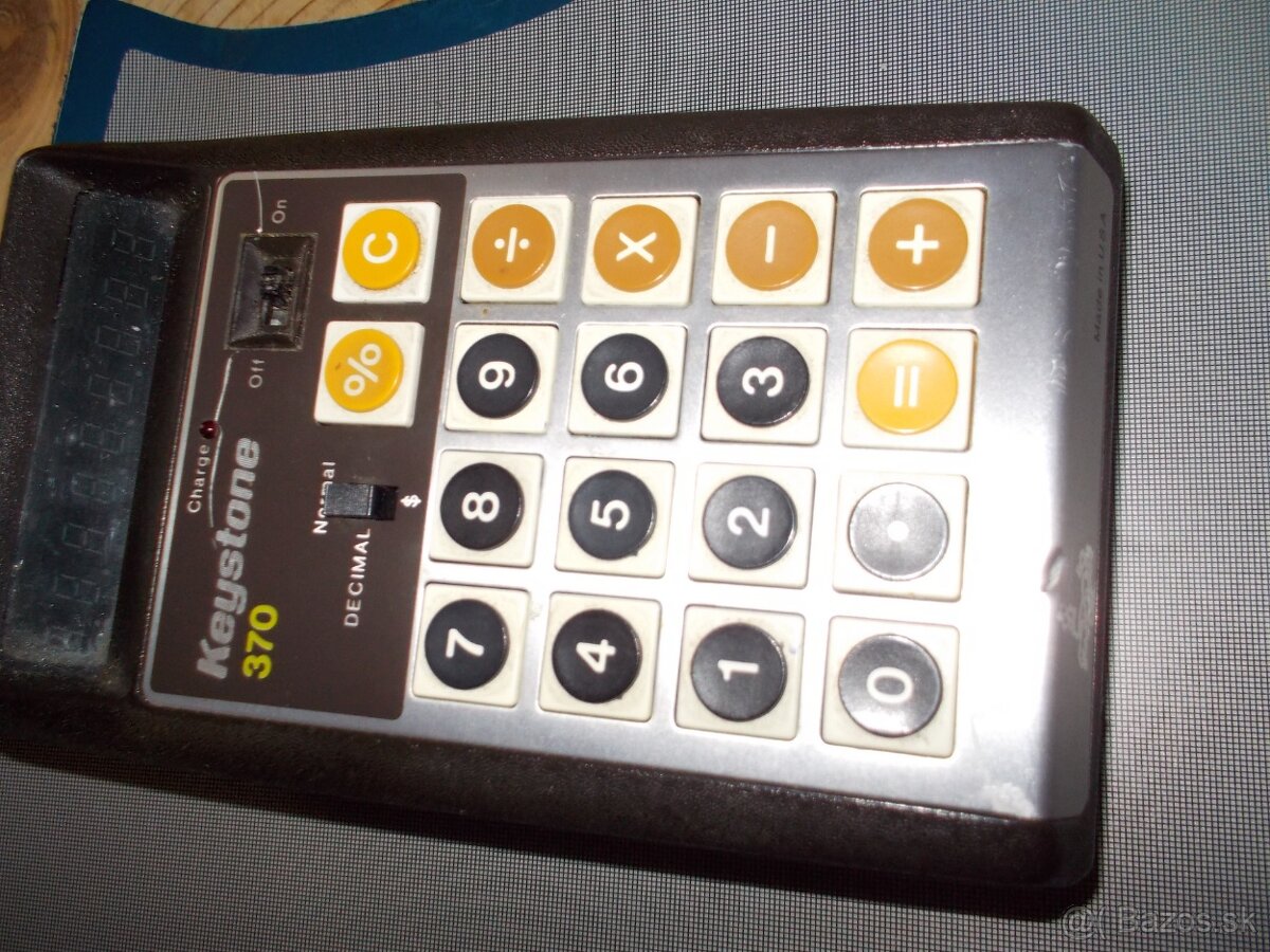 Retro kalkulačka
