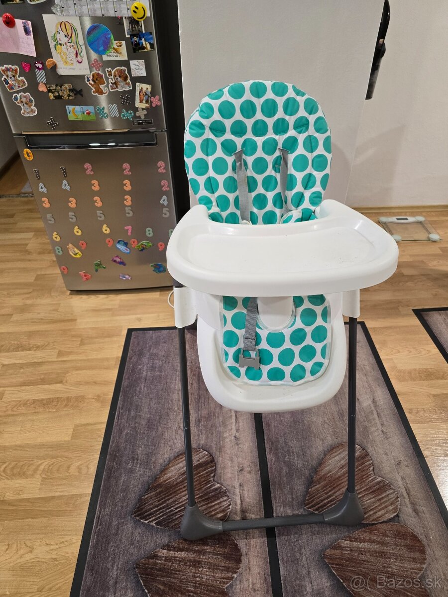 Jedálenská stolička