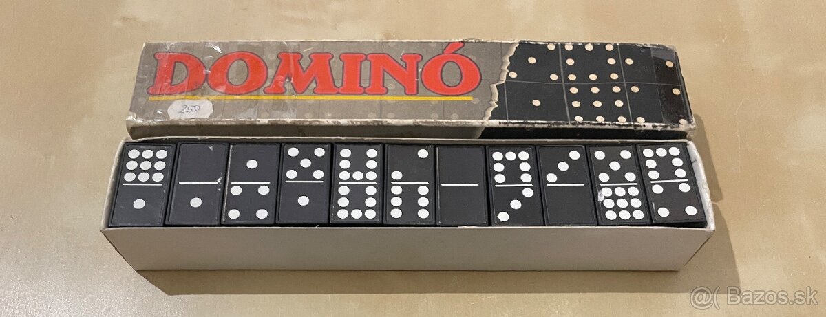 Retro hra DOMINO