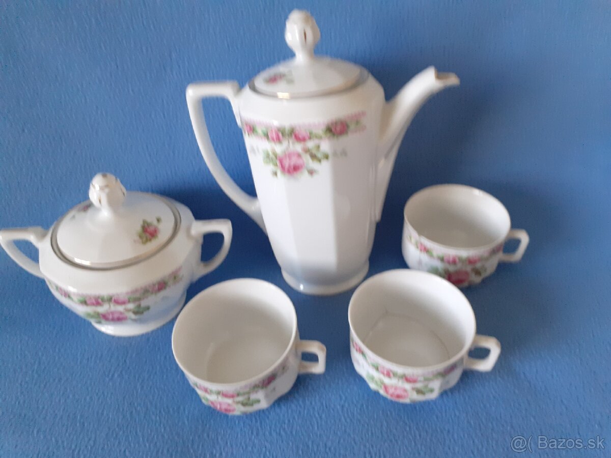 Porcelánová sada.