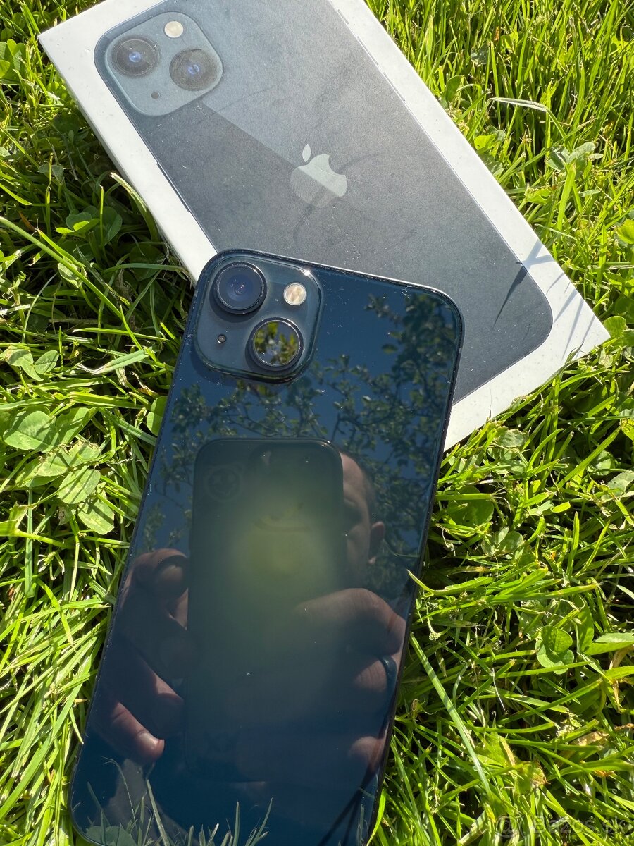 iPhone 13