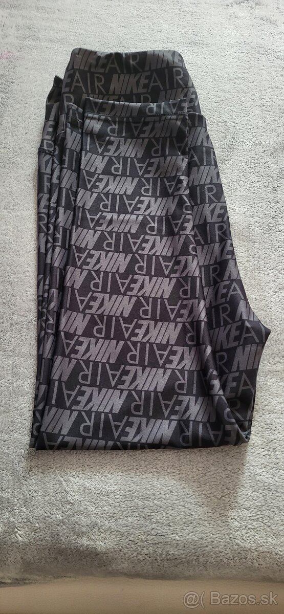 Damske leginy Nike