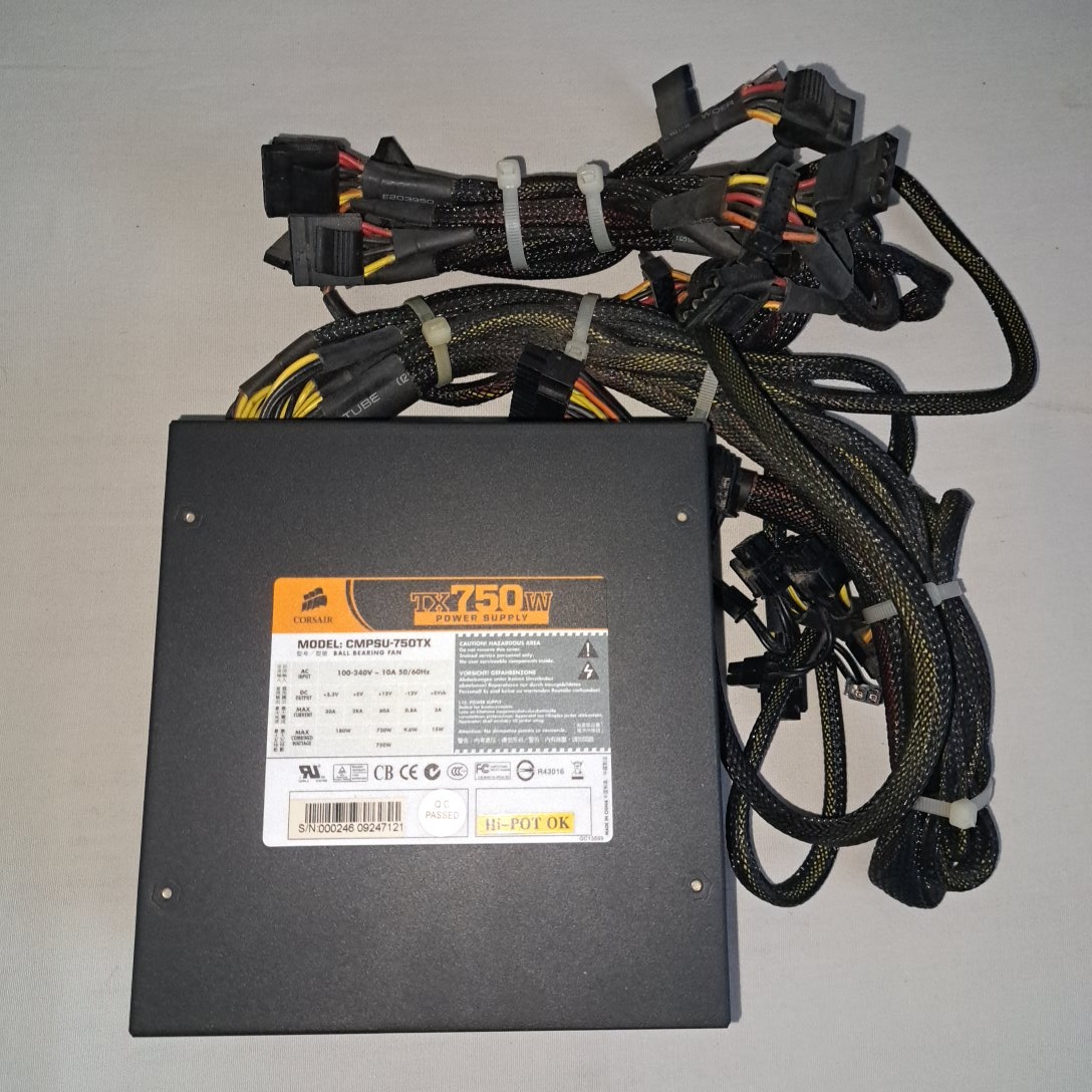 corsair TX750W