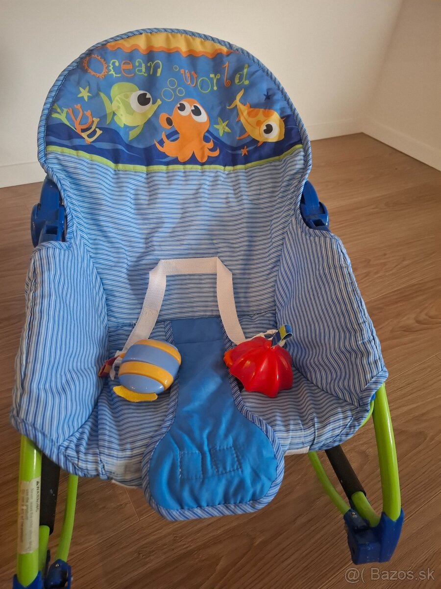 Houpací křeslo a hrazdicka