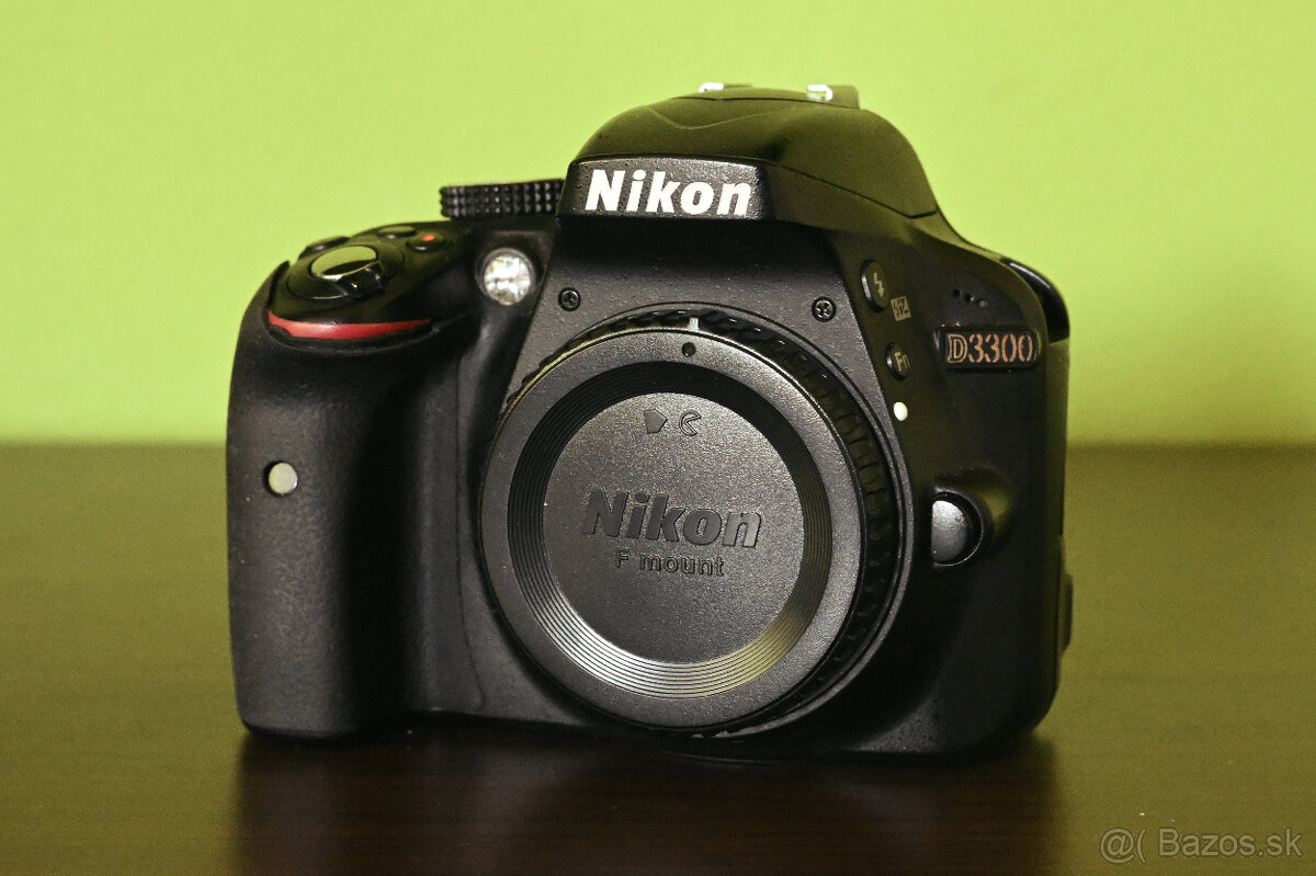 Nikon D3300 + pamäťová karta Kingston 32GB SDHC I