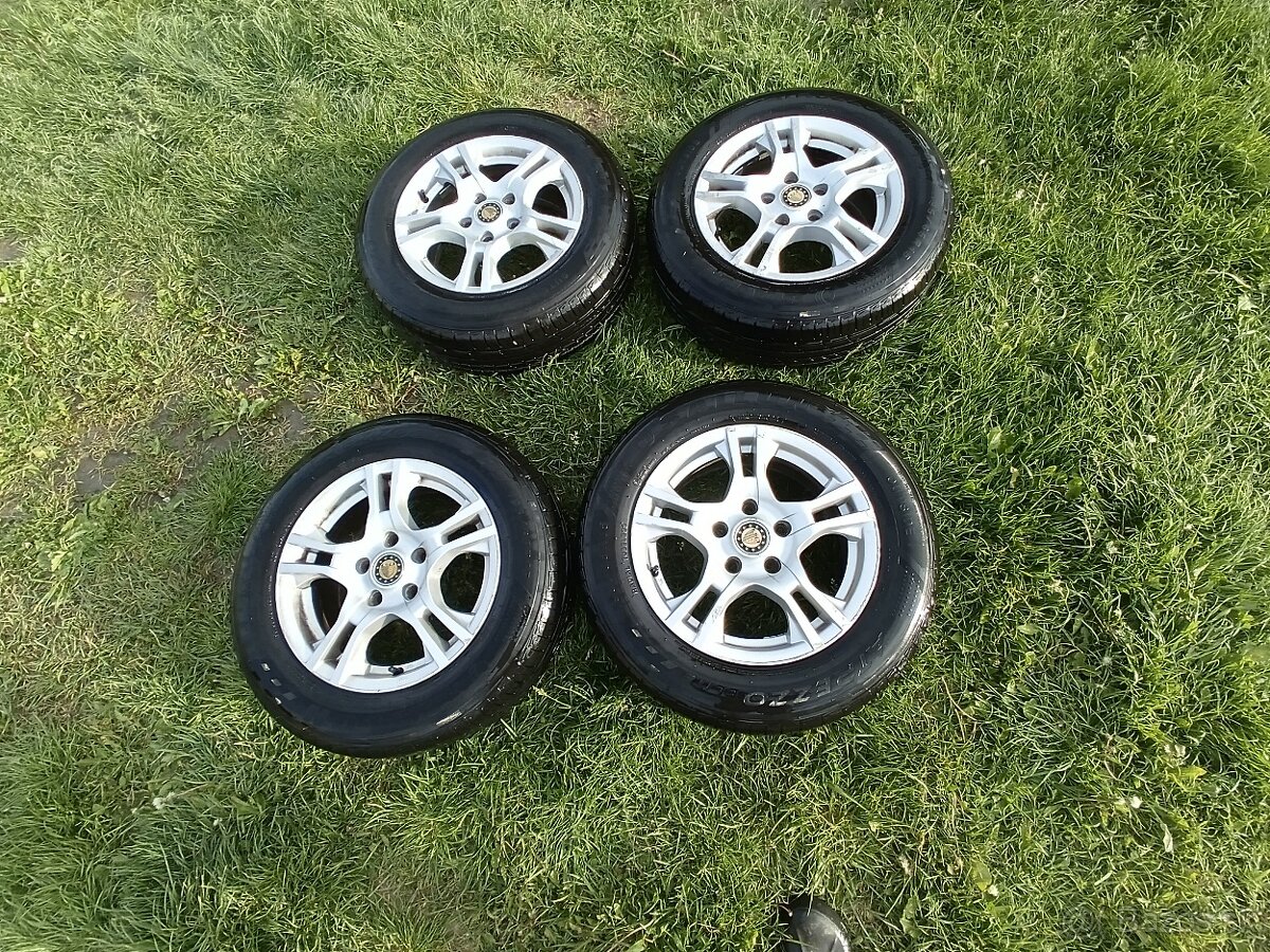 Pedám kolesá Letné Ford Galaxy zanovné pneu