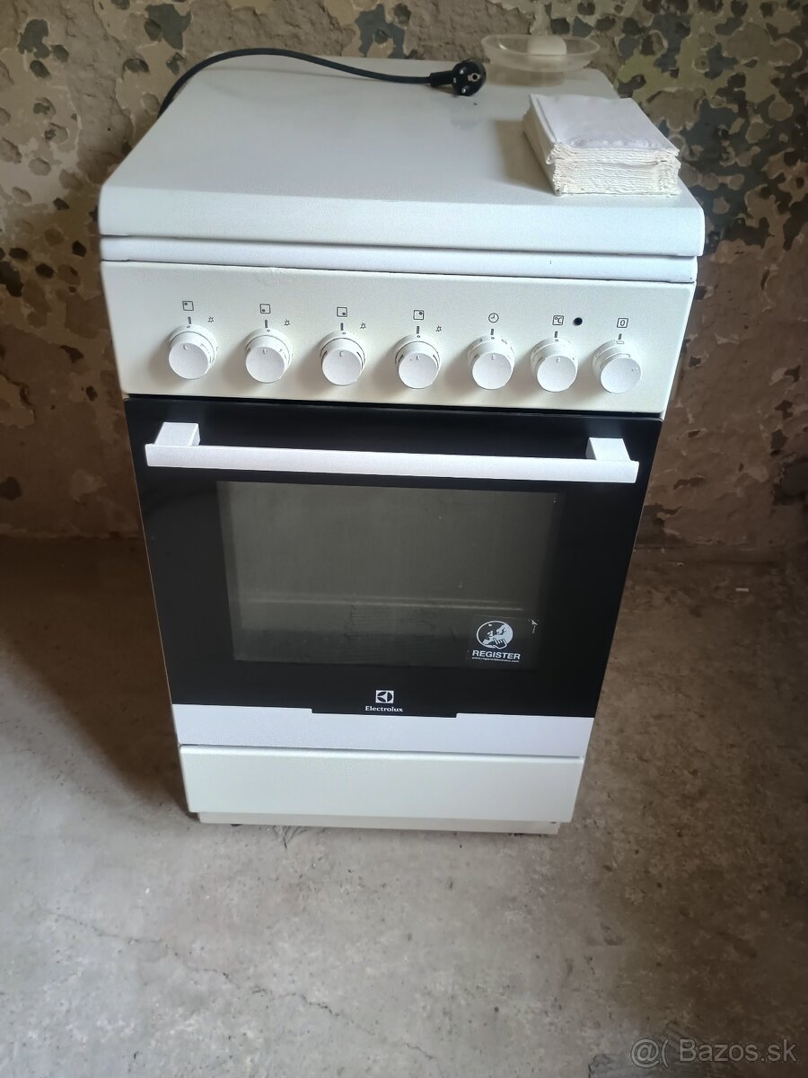 Kombinovaný sporák Electrolux