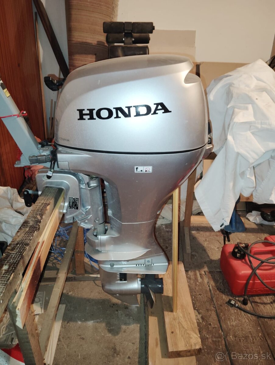 Honda 20 BF
