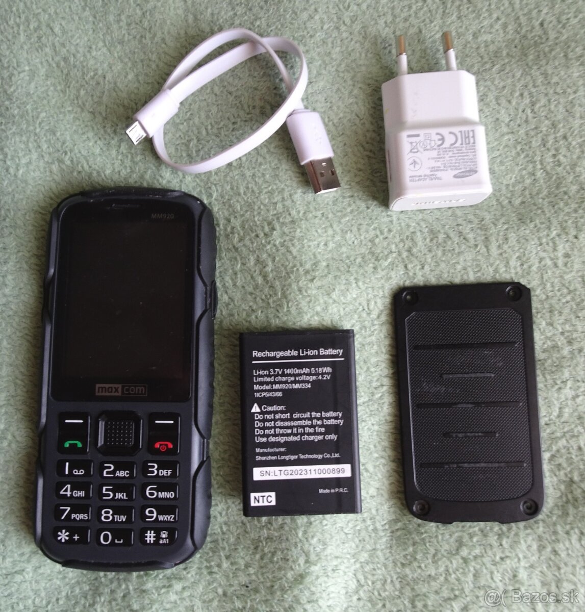 Predám odolný senior. mobilný telefón MAXCOM MM920