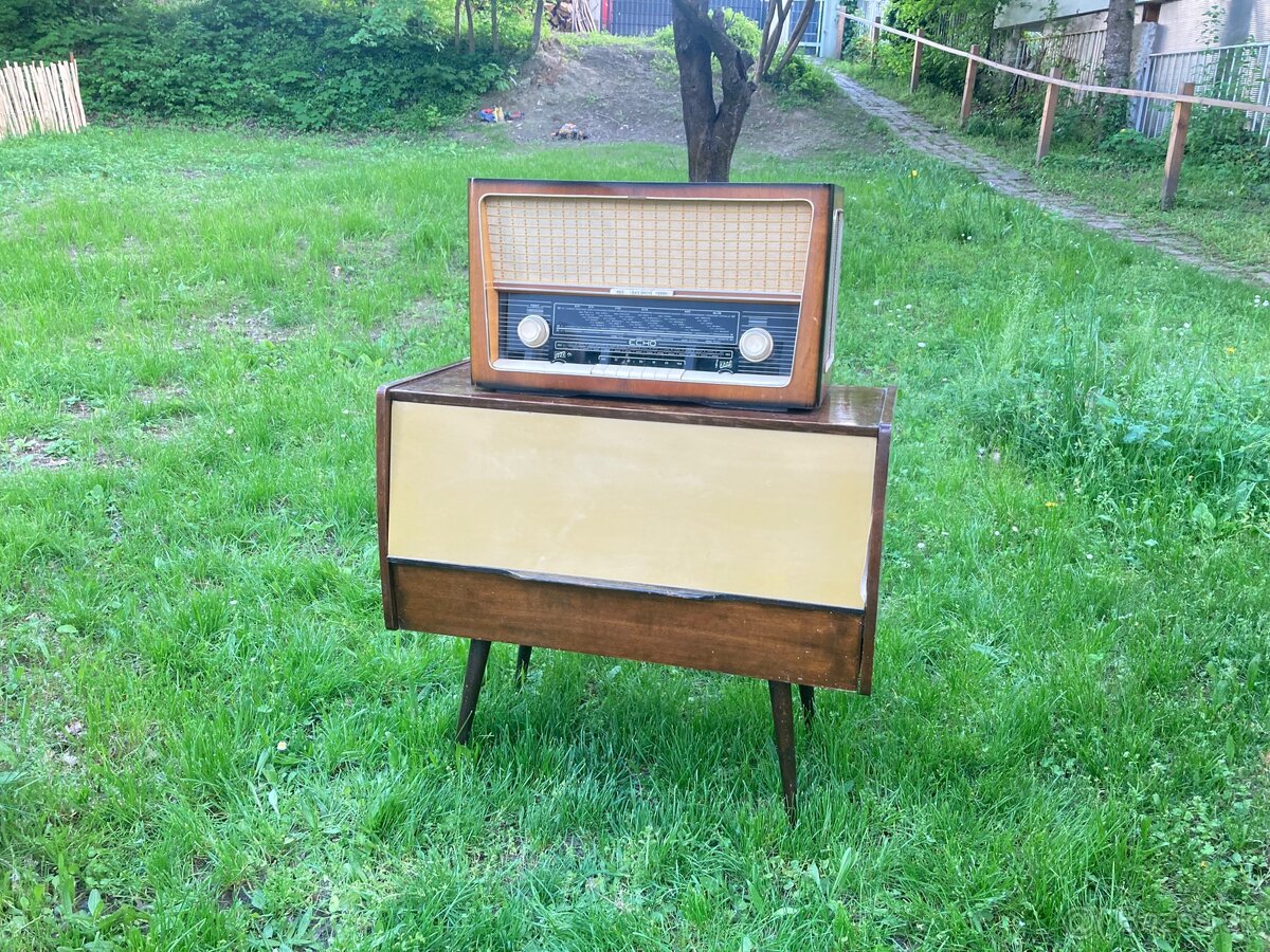 Súprava Supraphon SL21 a Tesla 532A Echo + platne