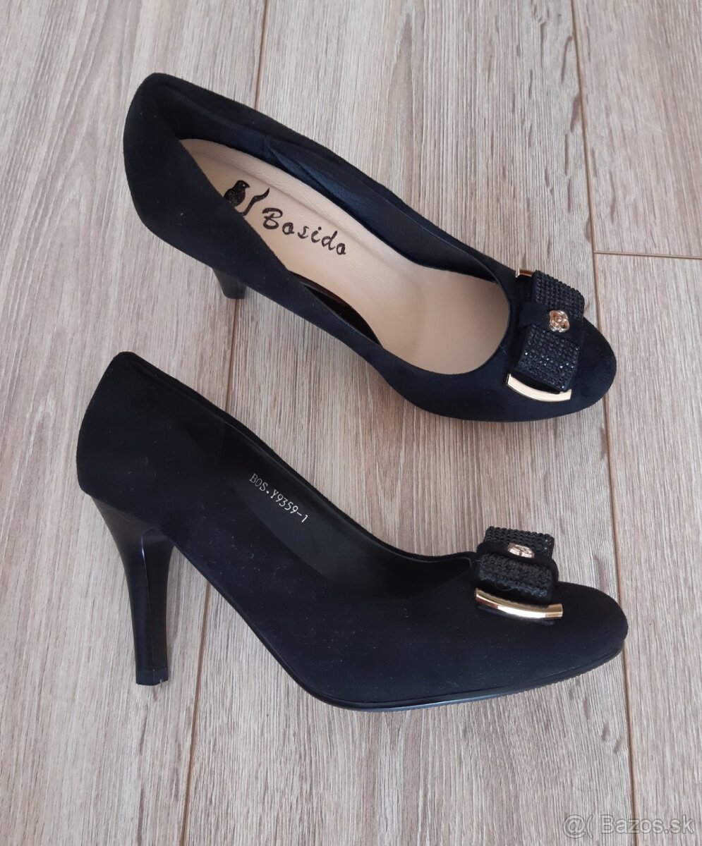 Čierne topánky - veľkosť 39