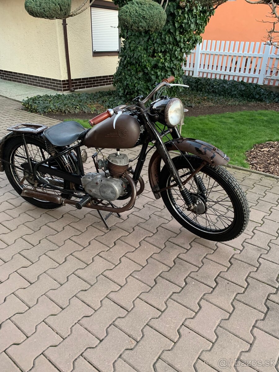 Čz 125 T