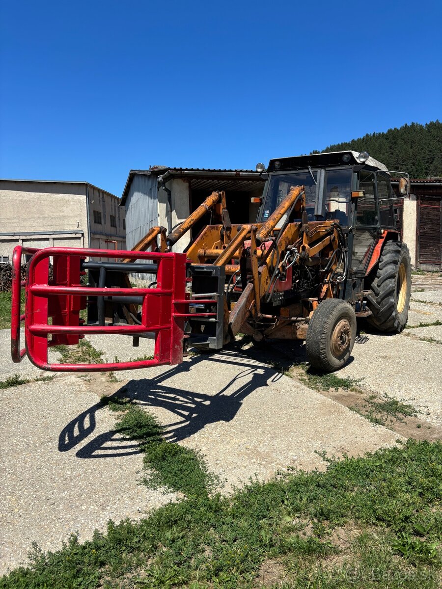 Zetor 7211 s čelným nakladačom