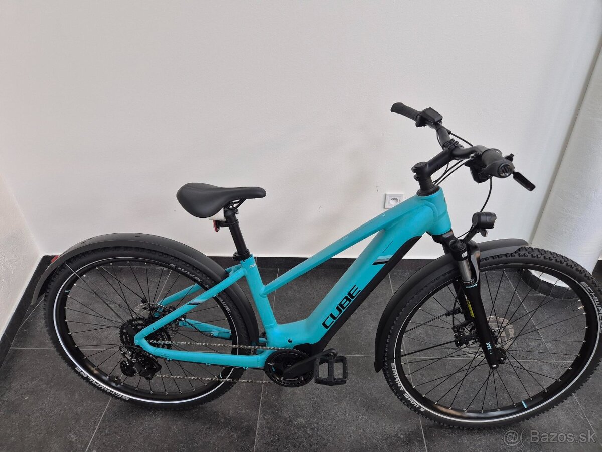 CUBE Nuride Hybrid Performance 625 Allroad Trapeze 46